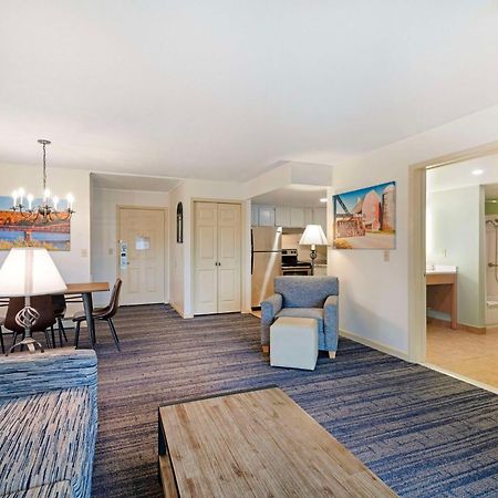 Best Western Inn & Suites Rutland-Killington Экстерьер фото
