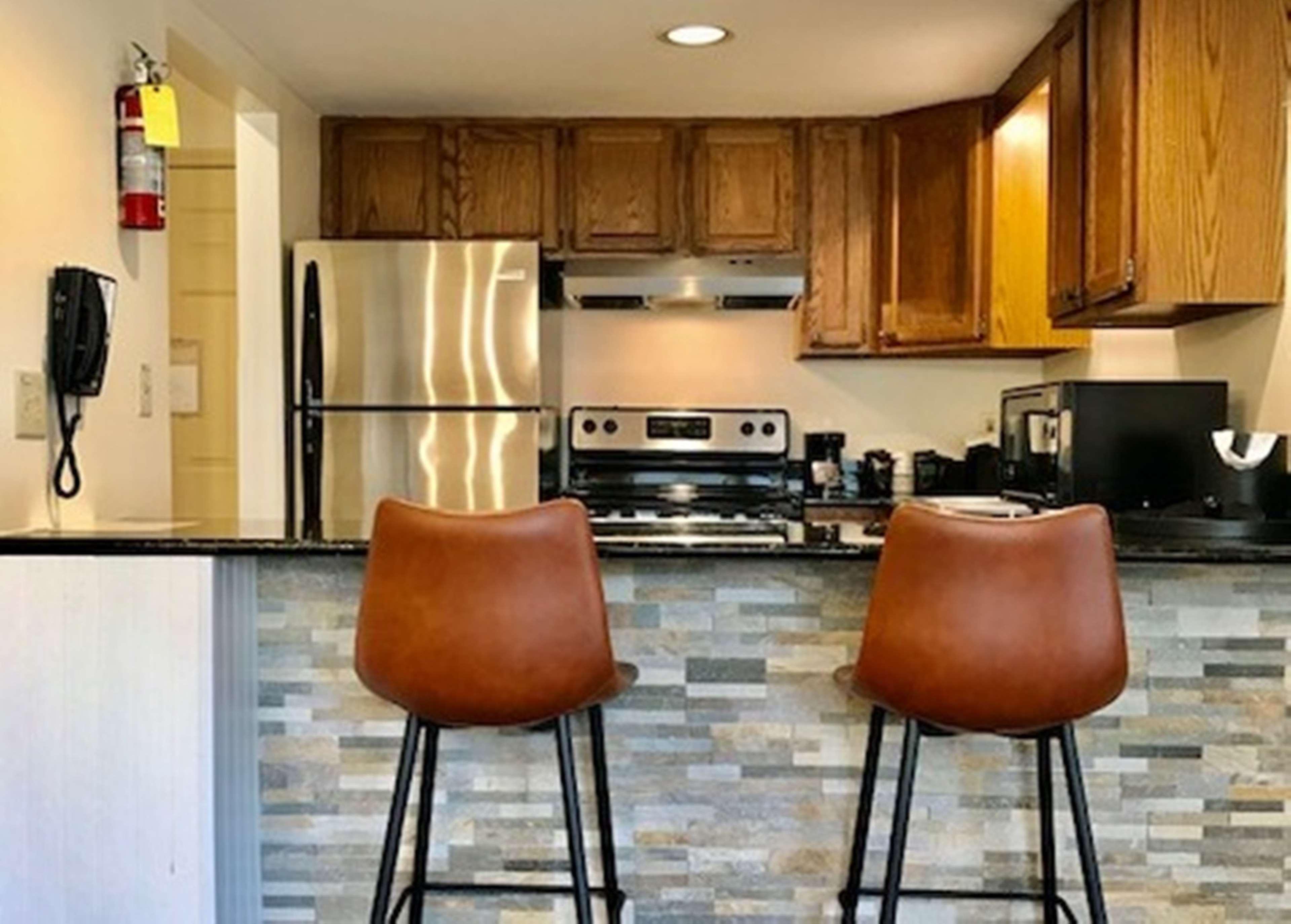 Best Western Inn & Suites Rutland-Killington Экстерьер фото