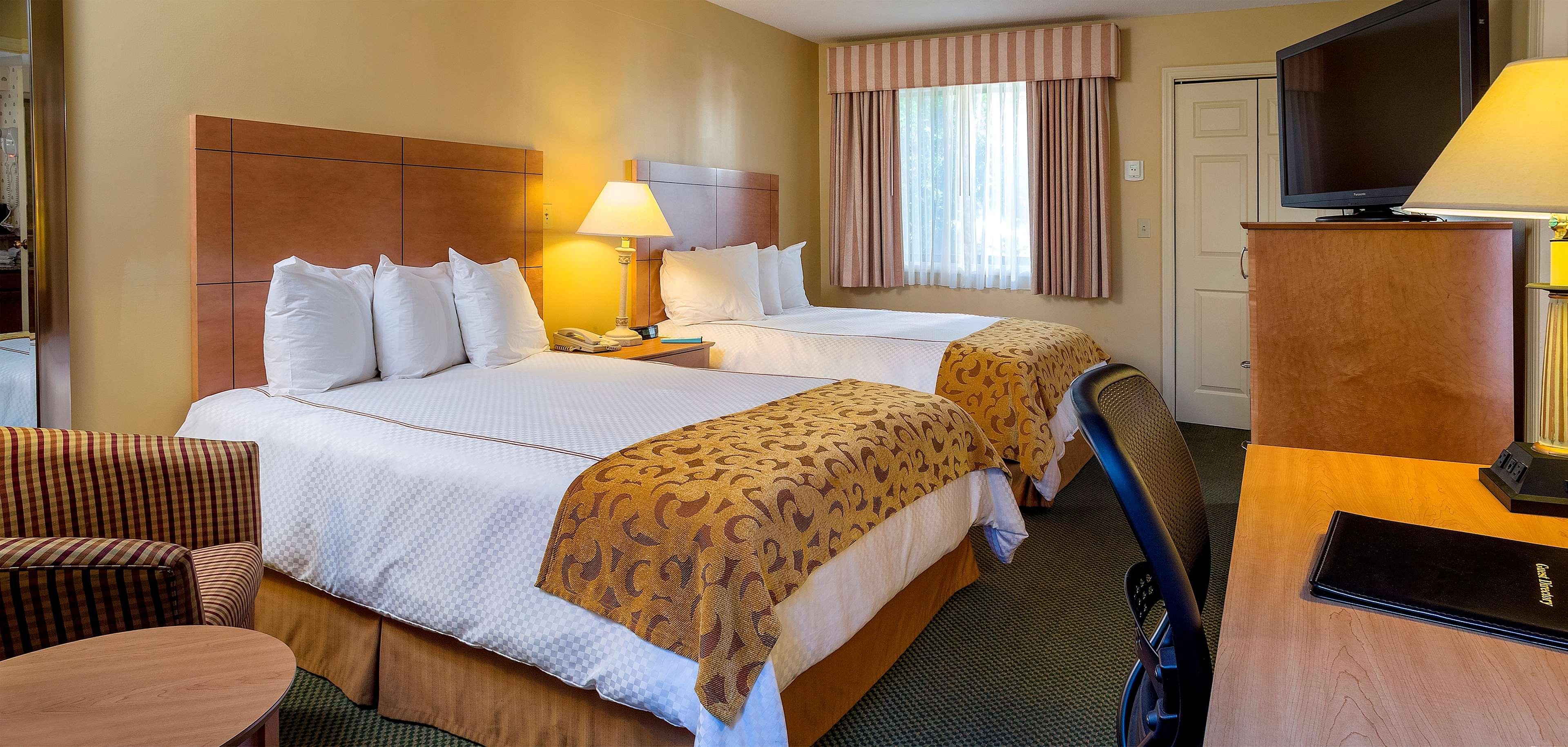 Best Western Inn & Suites Rutland-Killington Экстерьер фото