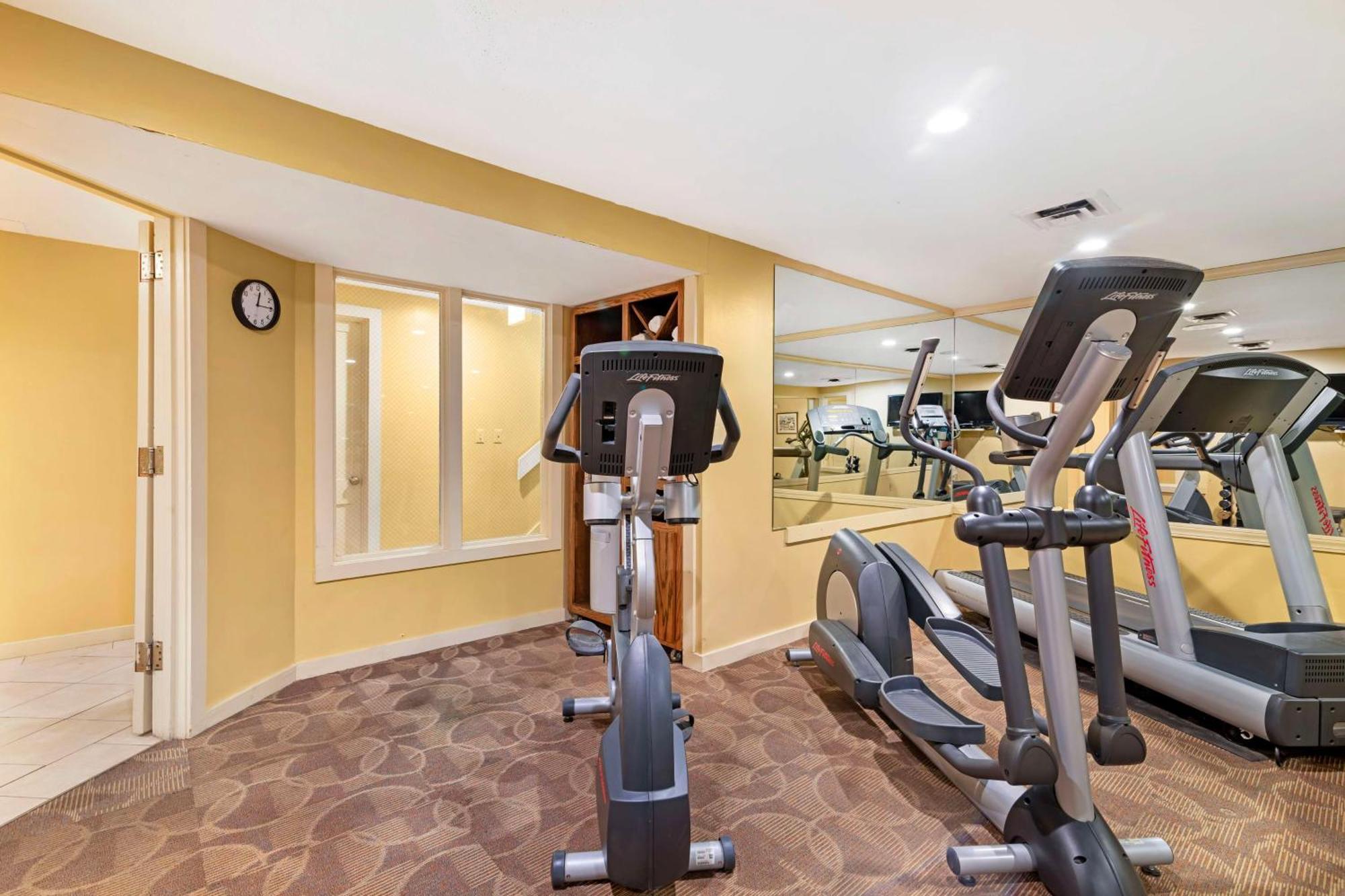 Best Western Inn & Suites Rutland-Killington Экстерьер фото
