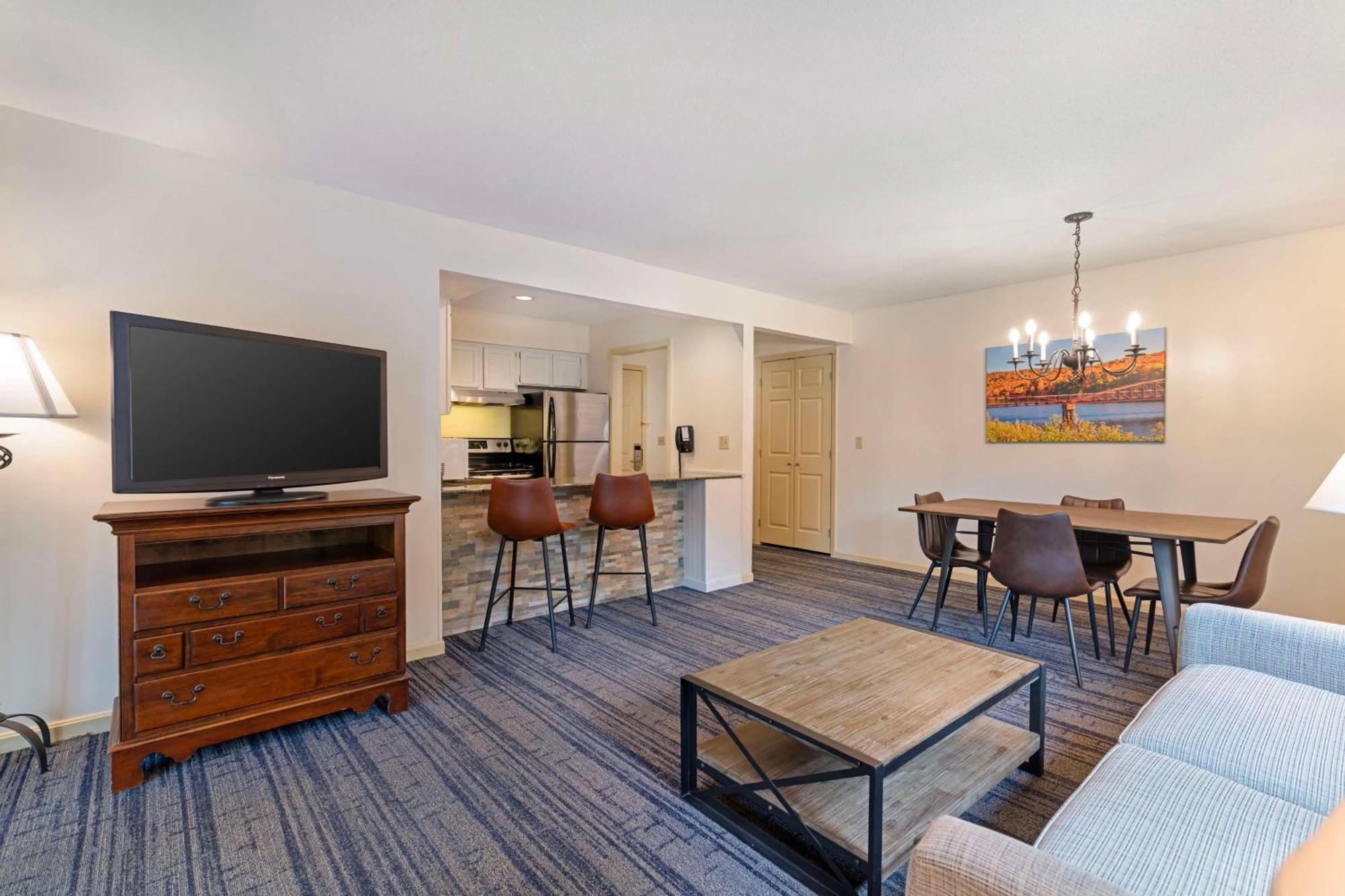 Best Western Inn & Suites Rutland-Killington Экстерьер фото